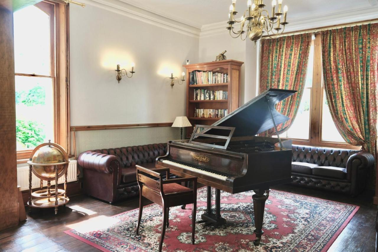 The Buckley Arms Hotel Dinas Mawddwy Buitenkant foto