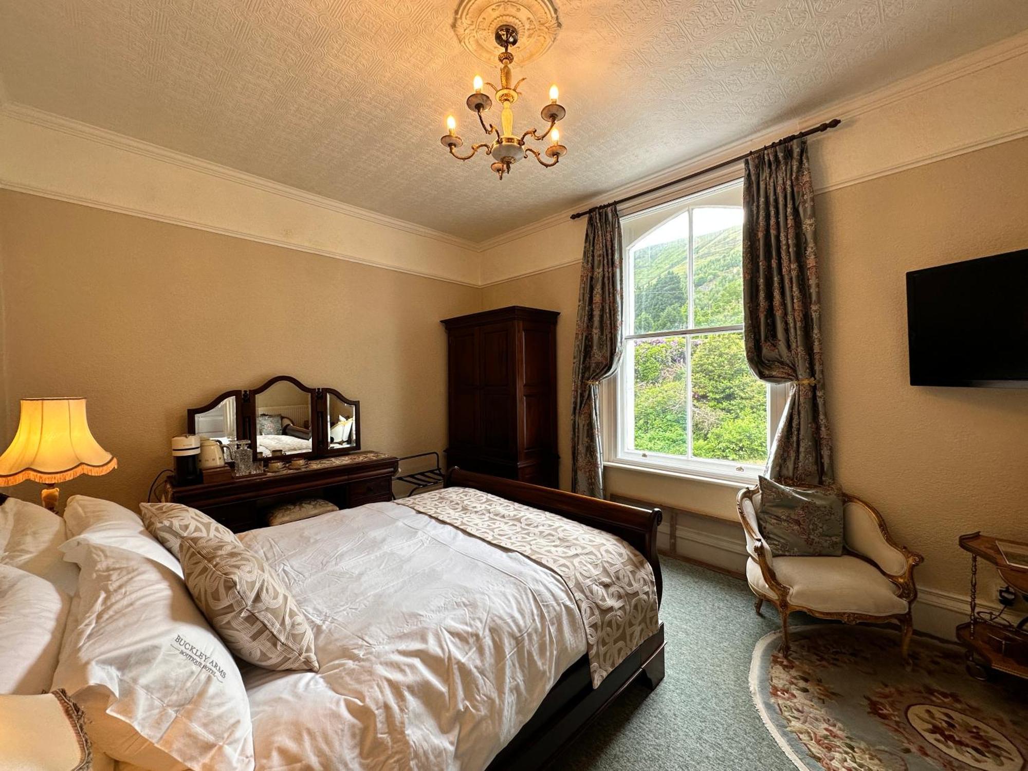 The Buckley Arms Hotel Dinas Mawddwy Buitenkant foto